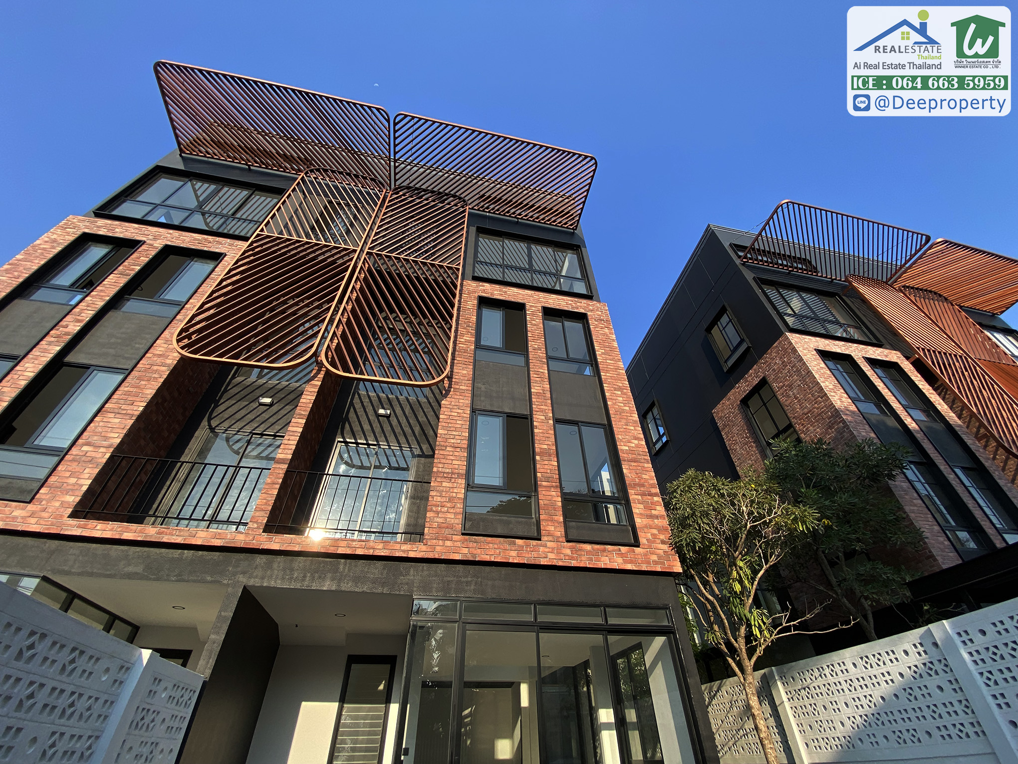 🏡ขายบ้านทาวน์โฮม BritLoft เกษตร-พหลฯ สวยโมเดิลสไตล์อังกฤษ เหมาะทำโฮมออฟฟิศ ใกล้เกษตร-นวมินทร์ และ ลาดปลาเค้า (กู้ได้เกิน)