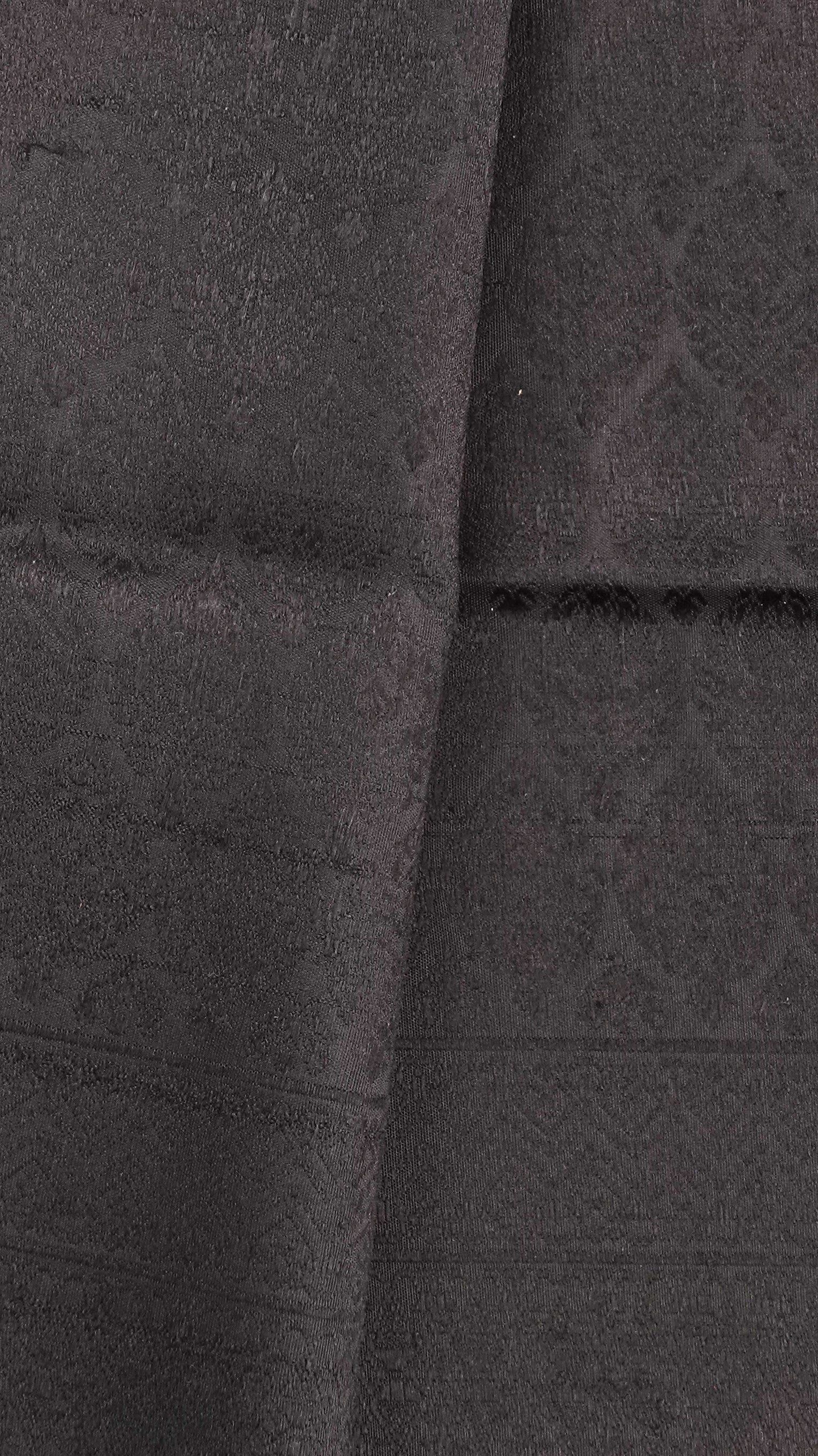 ซิ่น ผ้าไหมยกสุรินทร์ ขนาด 1x2เมตร ลายใบโพธิ สีดำสนิท รหัส N11-NY-0902675