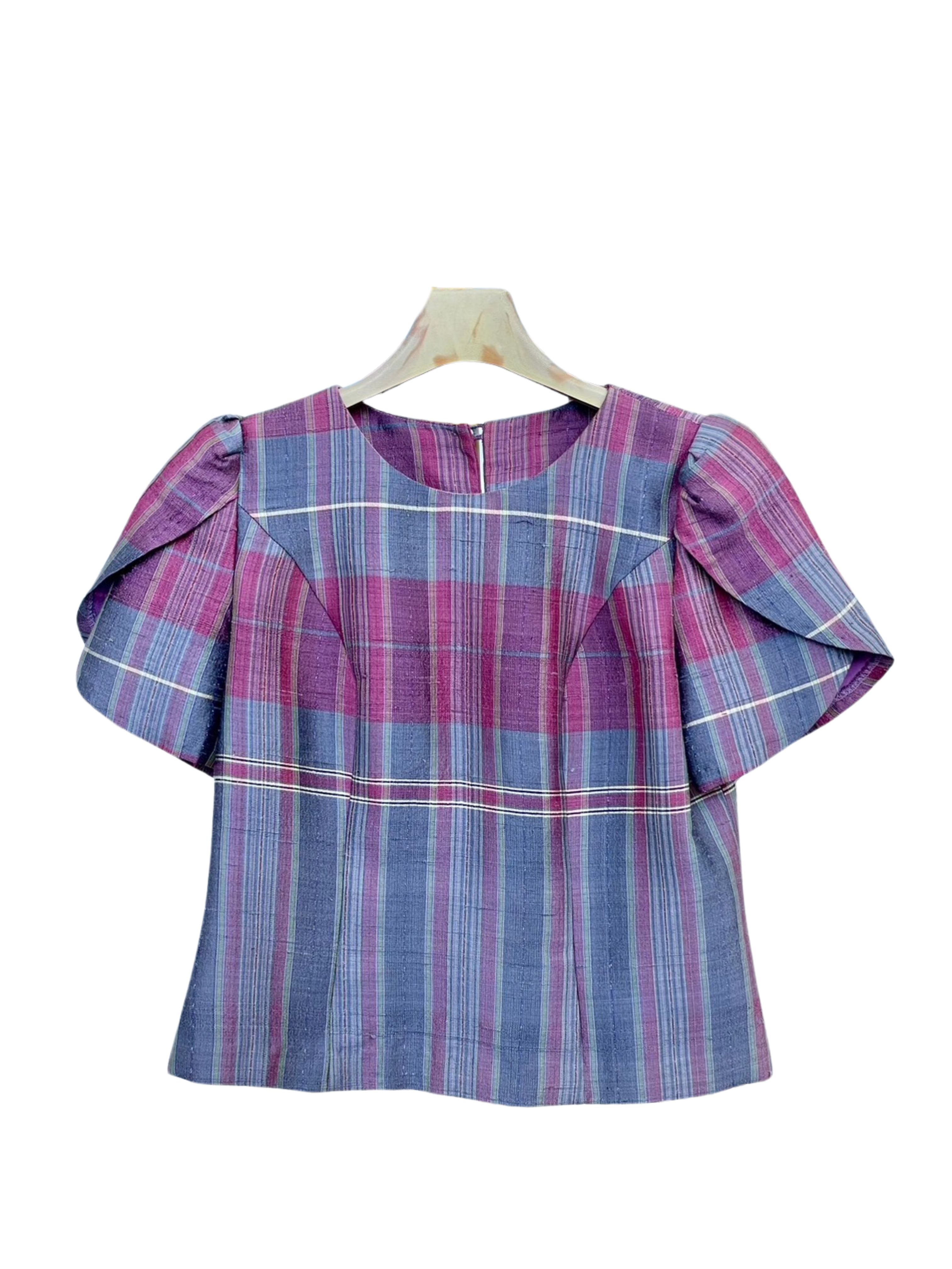 เสื้อผ้าไหม ลายผ้าขาวม้า รอบอก 36นิ้ว สีฟ้า รหัส WD-PTS-1203675