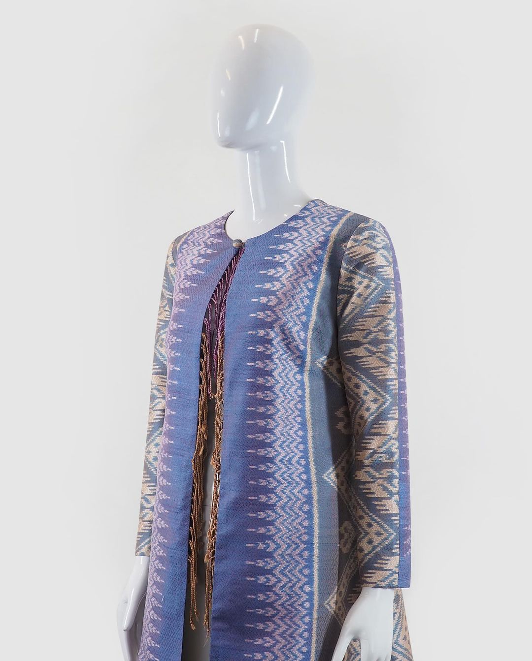 แบบตัดชุด เดรสผ้าไหม (ไม่รวมผ้า) chobmai x JHN รหัส CUT-51-03236721