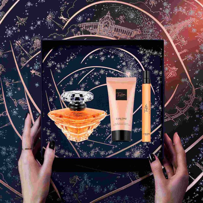 น้ำหอมแท้ Lancome Tresor EDP 30ml Holiday Set 2024 ชุดเซ็ตประกอบด้วย 1. น้ำหอม 30ml 2. Body Lotion 50ml 3. Mini Mascara 2ml "ชุดเซ็ตน้ำหอม