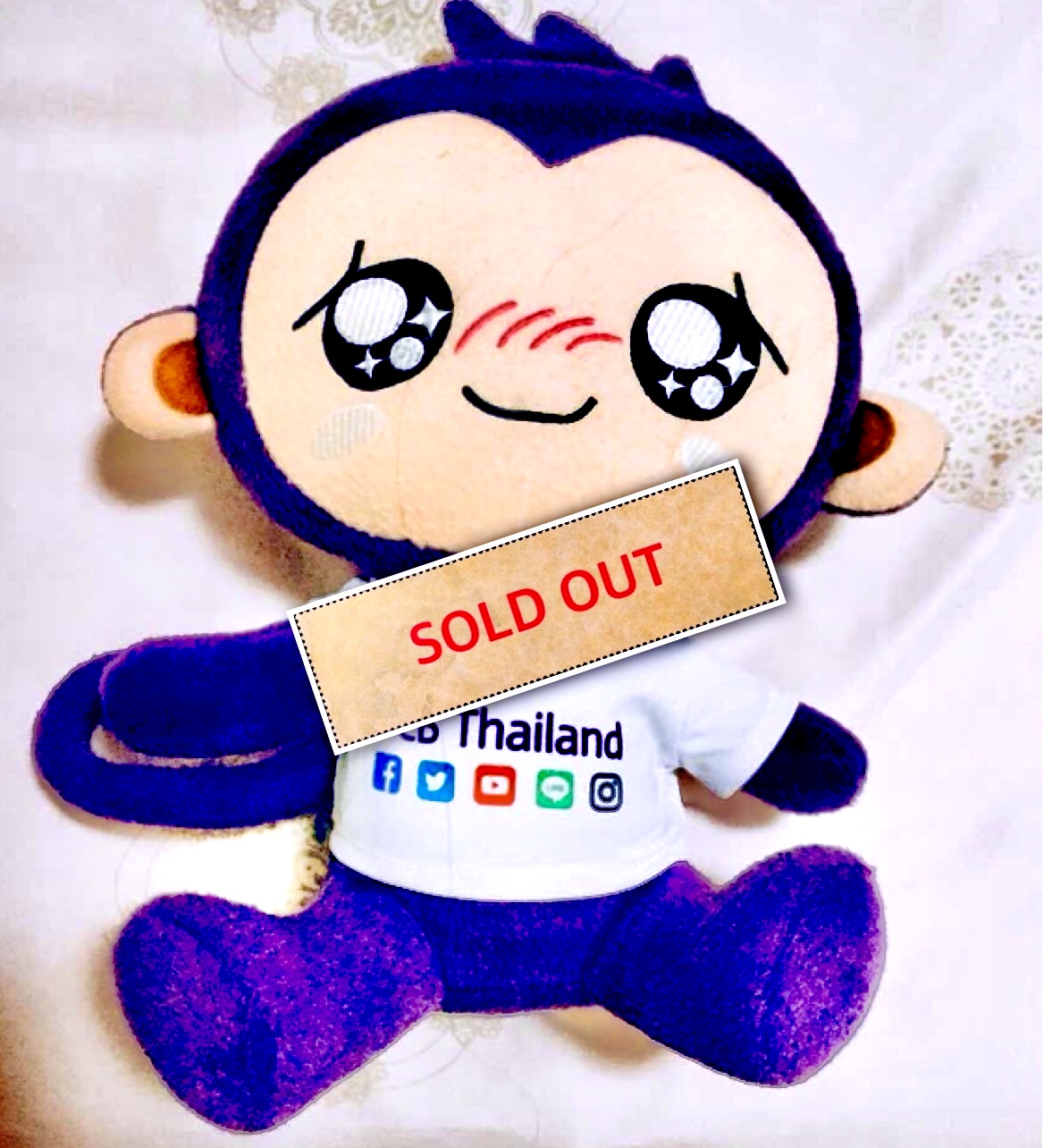 ตุ๊กตา อีซี่ส์คุง SCB Thailand Network ผลิตขึ้นมาเป็นของพรีเมี่ยมไว้แจกภายใน ธนาคาร และเป็นของแจกให้ลูกค้าในโอกาส พิเศษเท่านัี้น มีจำนวนจำกัด รีบจับจองกันนะ