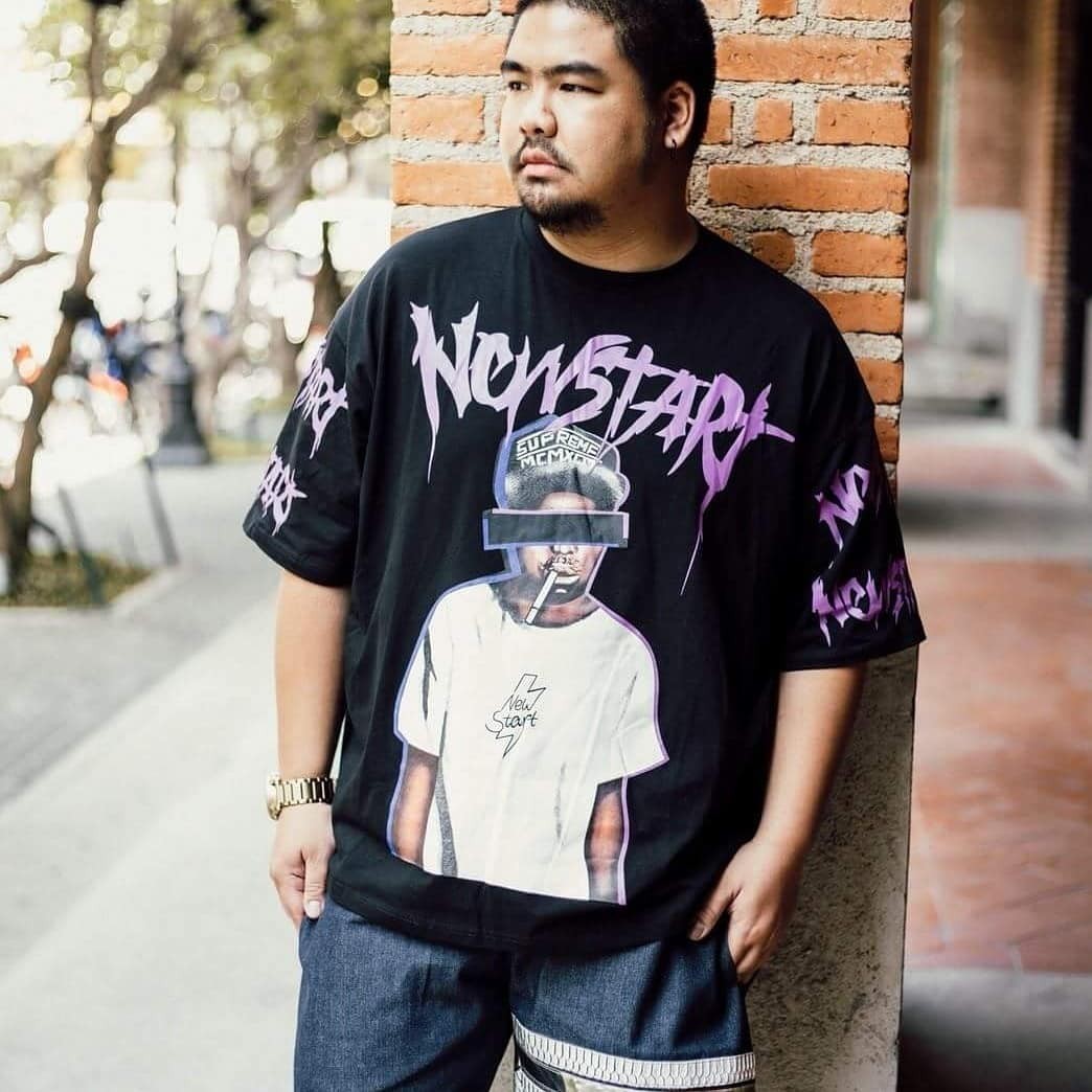เสื้อยืด Street Fashion Oversize สีดำ NEW STRAT