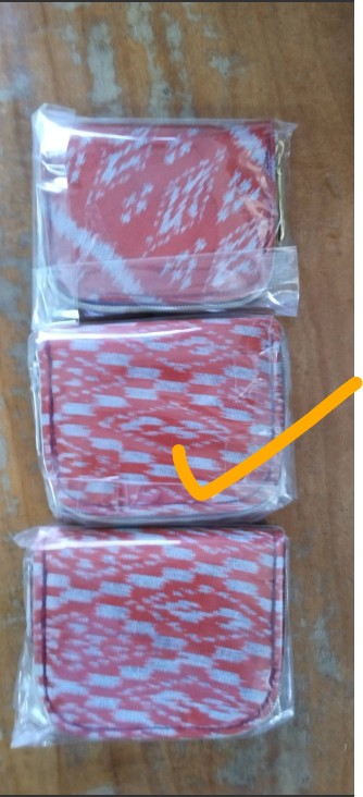 กระเป๋าผ้าไหม ไหมแท้ สีแดงอมส้ม รหัส GM-23-112868