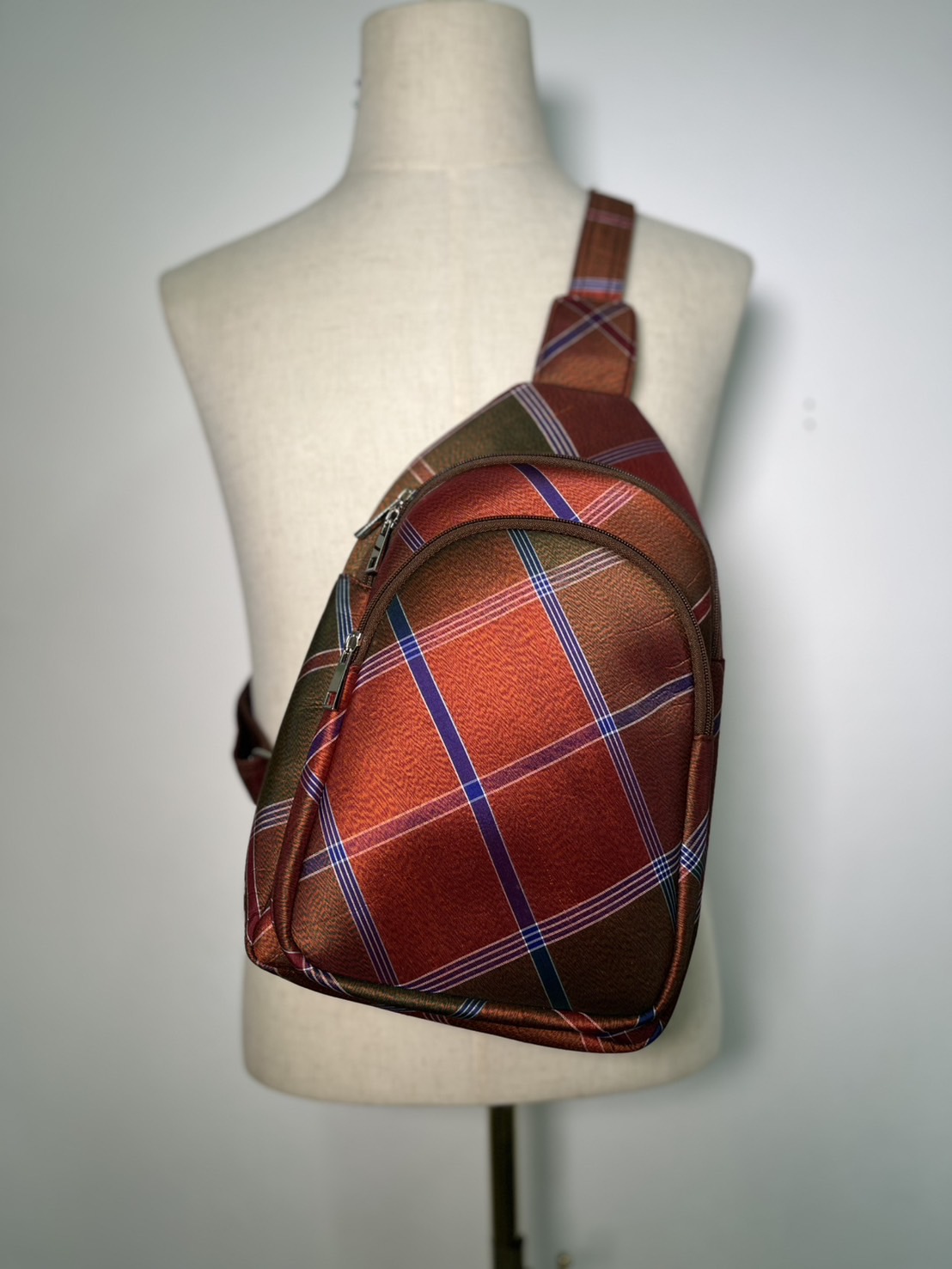 สั่งตัด กระเป๋าเป้คาดอก ขนาด 8x13นิ้ว (ไม่รวมผ้า) รหัส GO-26