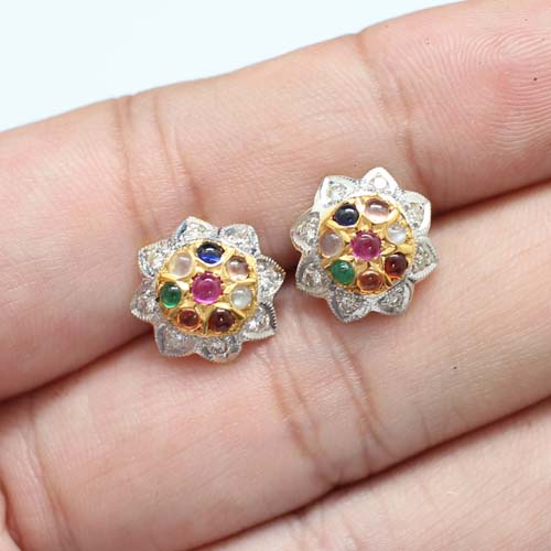 ER25079 ต่างหูนพเก้าบัวคว่ำ เพชรแท้ 16 เม็ด 0.16 กะรัต ทองแท้ 90% นน.รวม 3.6 กรัม