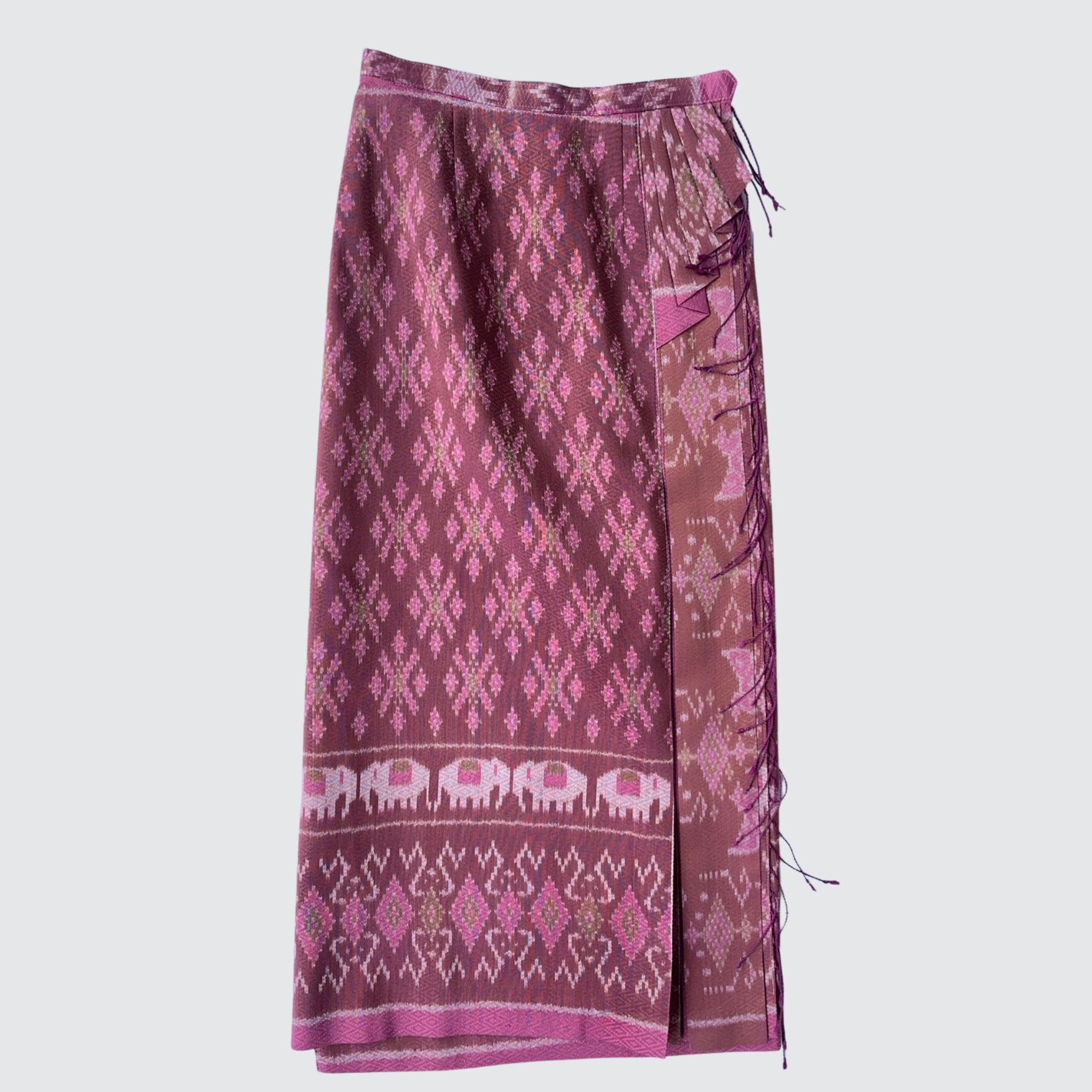 ผ้าถุงป้าย สีธรรมชาติ แบบเลื่อนตะขอตามไซส์ หน้านางข้าง ลายดอกแก้ว สีชมพู รหัส WM-PTS-100968143