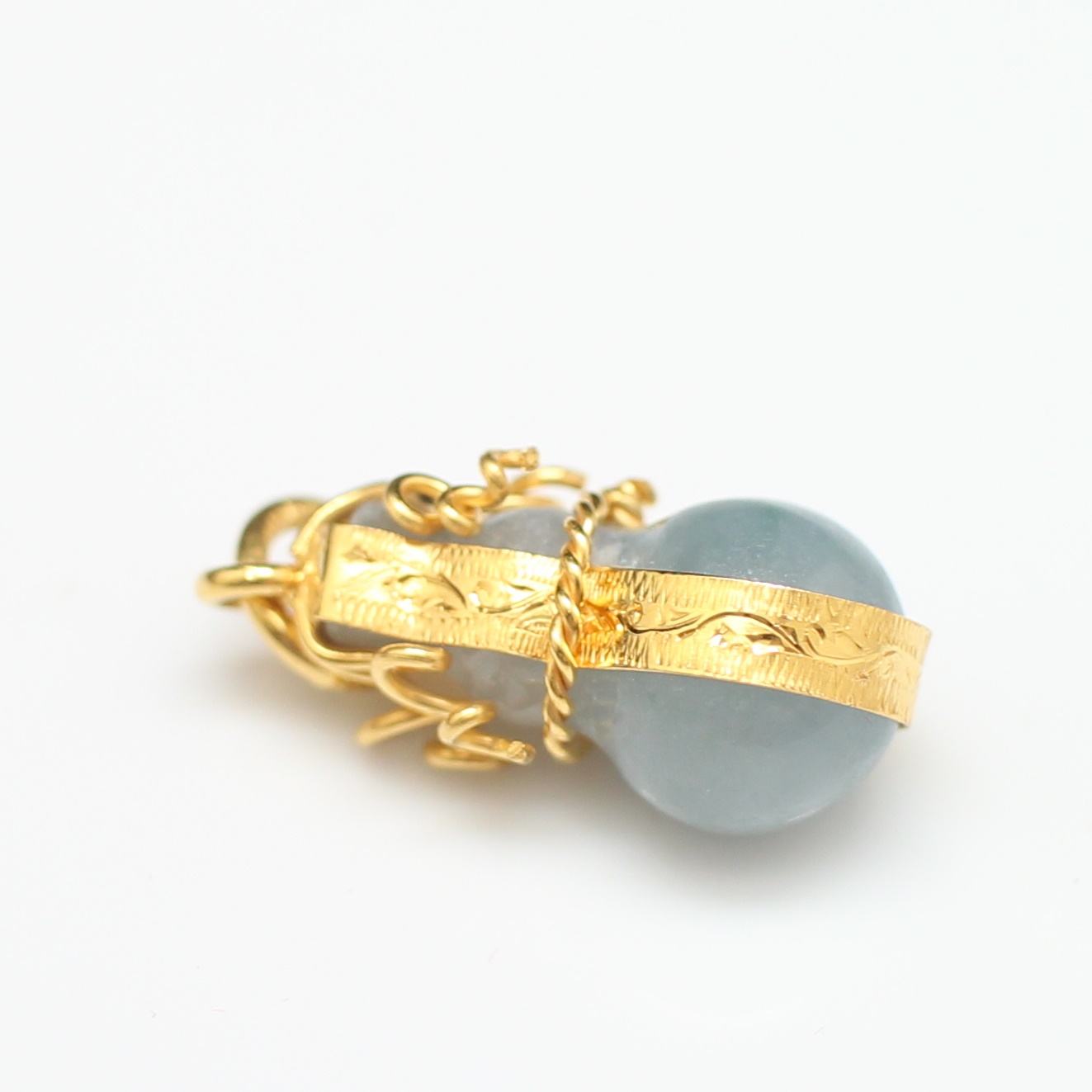 PD25094 จี้หยกน้ำเต้า ห่วงทองแท้ 90% นน.รวม 4.4 กรัม