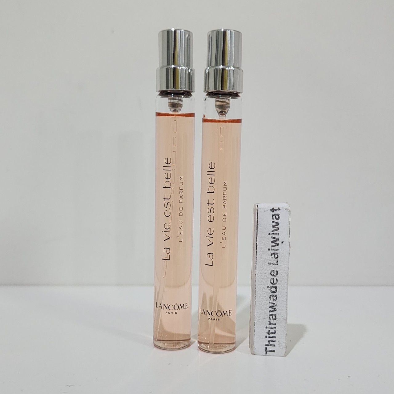 น้ำหอมจิ๋วมินิ Lancome La Vie Est Belle 10ml - Mini Nobox ( Mini Perfume น้ำหอมขนาดพกพา) น้ำหอมจิ๋วมินิแบบทดลองแบบสเปรย์ พกพาก็สะดวกใช้ฉีดตามจุดชีพจร