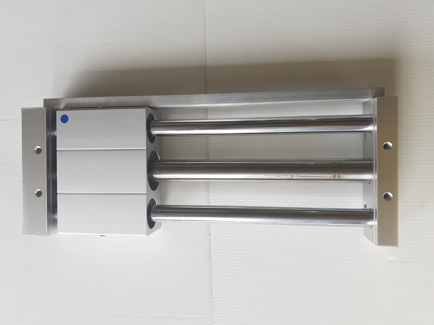 Cylinder SMC รุ่น CY1L20L-200B (มือสองสภาพ90%)