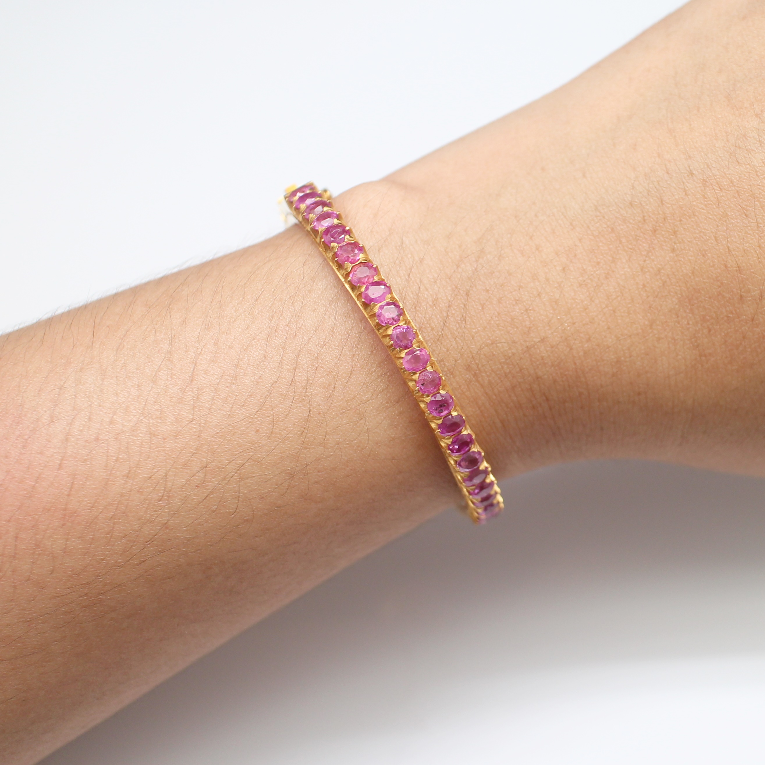 BL25109 กำไลทับทิมพม่ารอบวง ทองแท้ 90% นน.รวม 17.6 กรัม เส้นผ่านศูนย์กลาง 5.3 ซม. มีสายทิ้ง