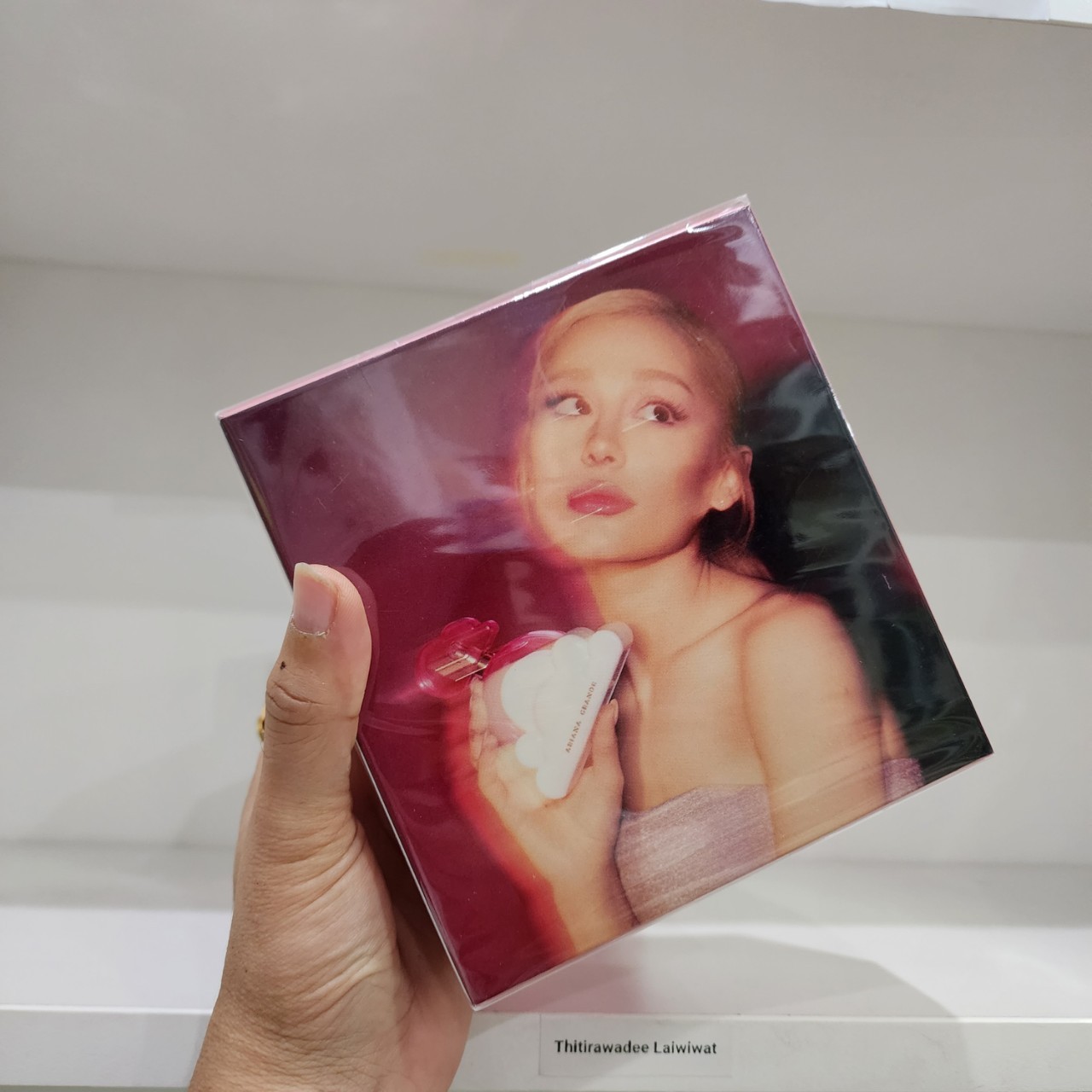น้ำหอมแท้ Ariana Grande Cloud Pink Eau De Parfum 100ml กล่องซีล