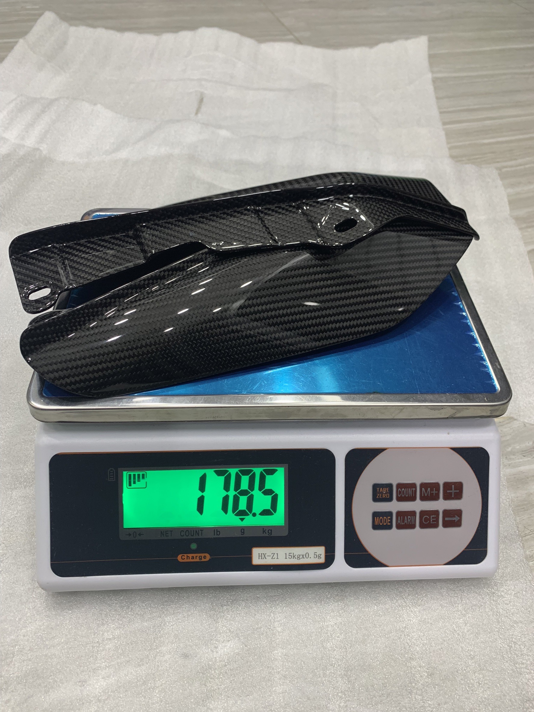 MID-Frame Air Deflector Trim carbon