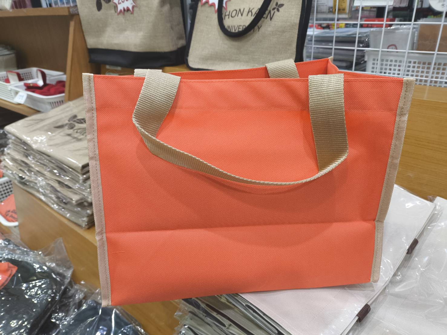 กระเป๋าผ้ากันน้ำขยายข้างแบบกว้าง