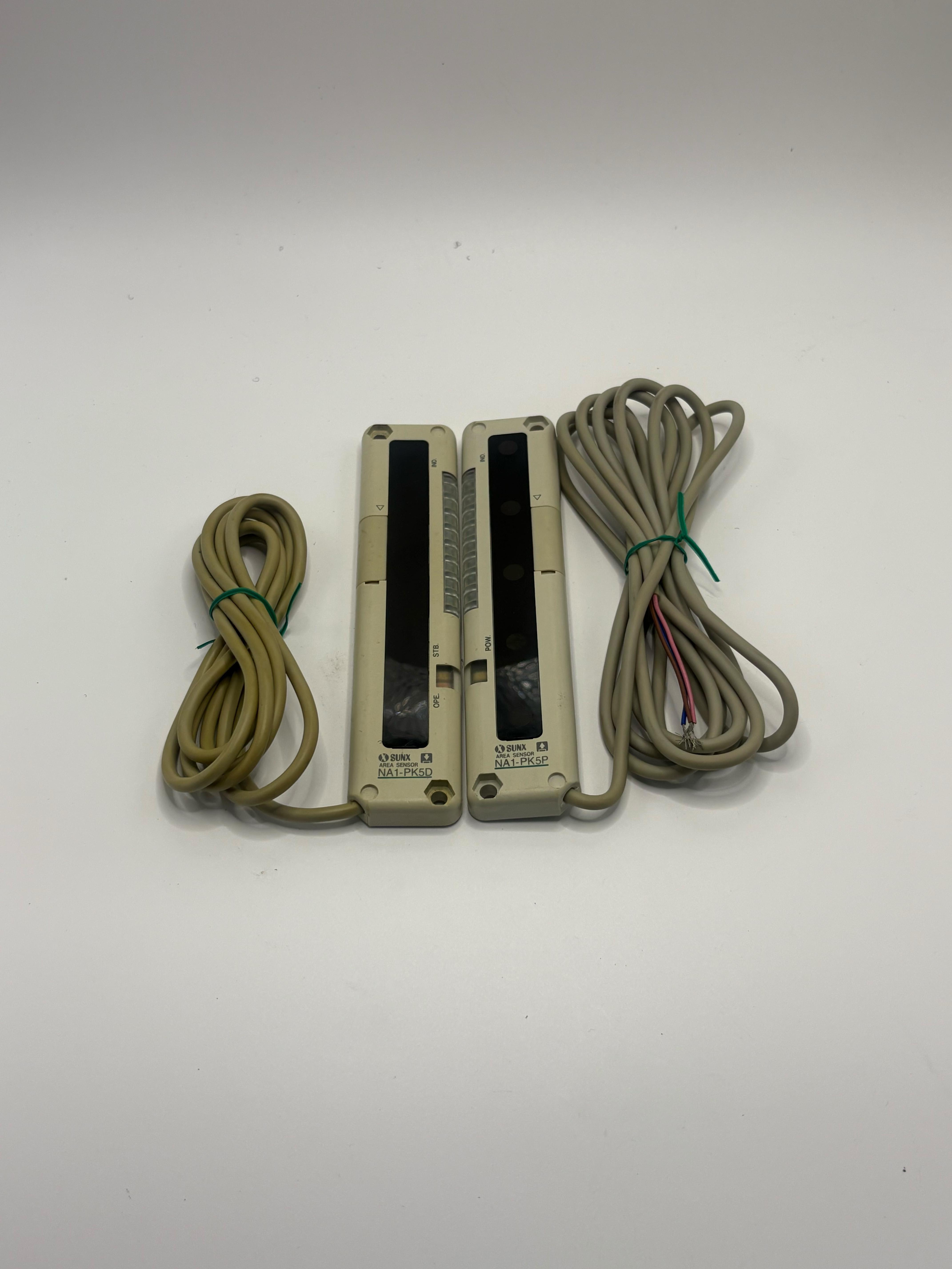 Photoelectric sensor ยี่ห้อ Panasonic รุ่น NA1-PK5 (มือสอง)