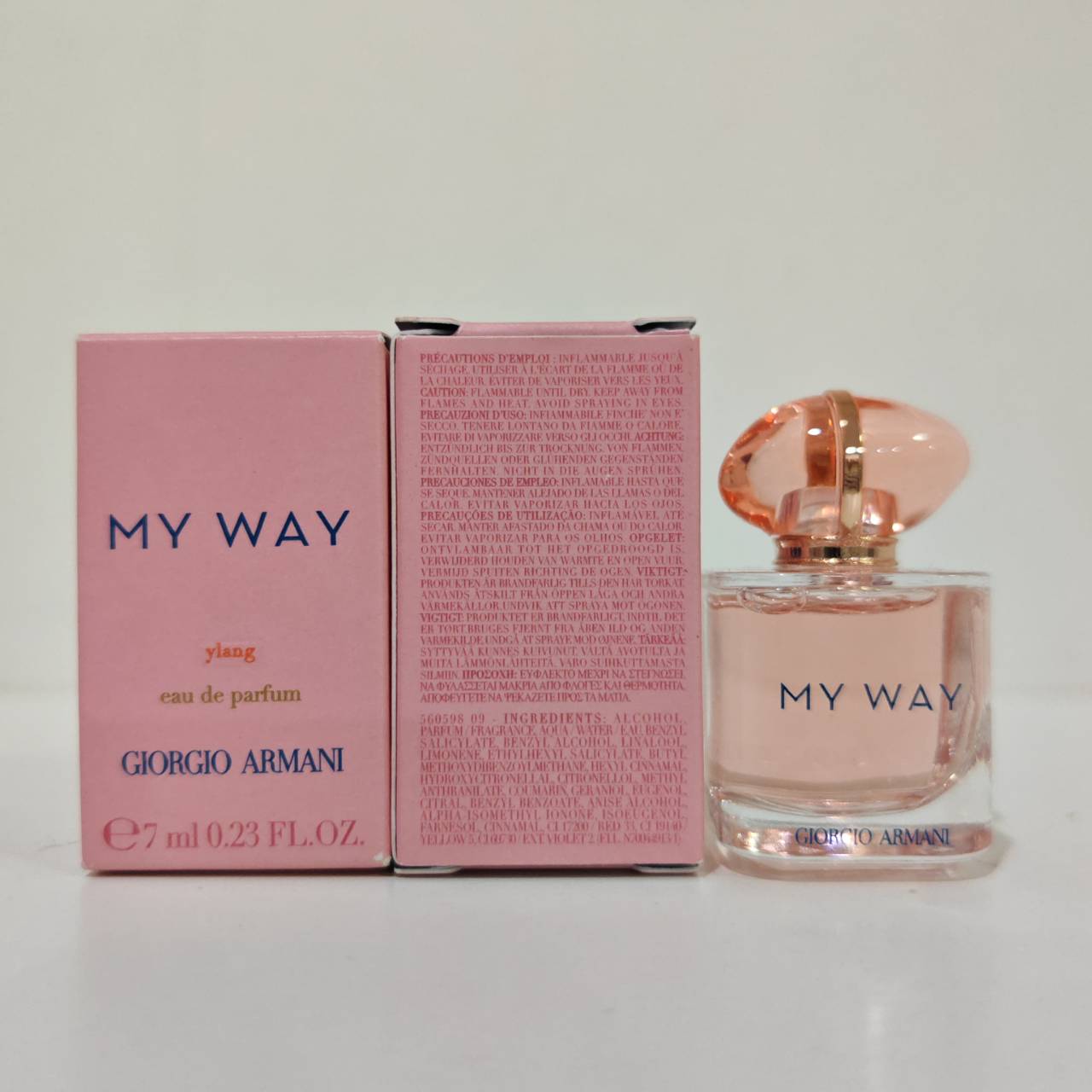 น้ำหอมจิ๋วมินิ Giorgio Armani My Way Ylang EDP 7ml แบบแต้มมีกล่อง ( Mini Perfume น้ำหอมขนาดพกพา) น้ำหอมจิ๋วมินิ ขวดน่ารัก ตั้งโชว์ก็สวย พกพาก็สะดวก หัวแต้มตามจุดชีพจร สำเนา