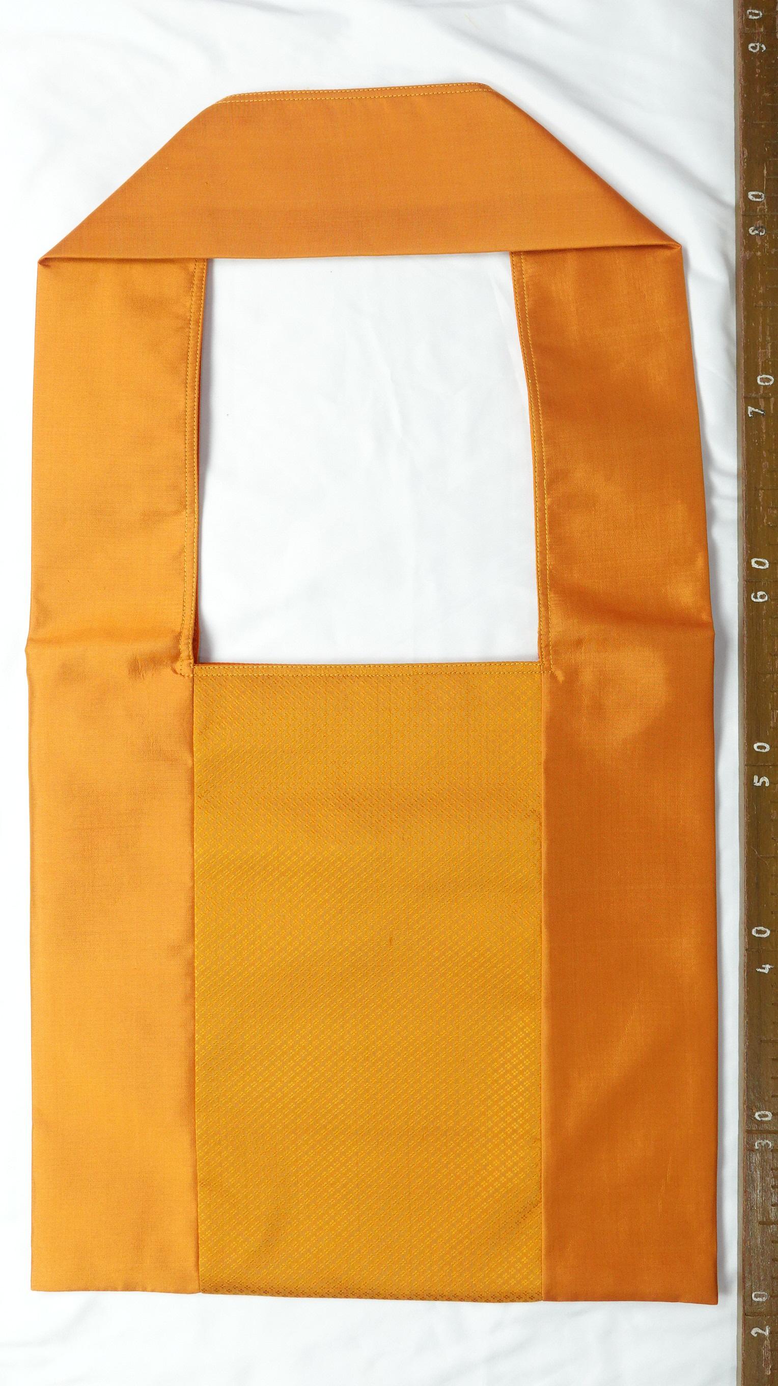 ย่ามผ้าไหม สำหรับพระสงฆ์ ไหมแท้ เนื้อยกดอกพริกไทย ขนาด 14x15นิ้ว สีราช รหัส NY-01246822