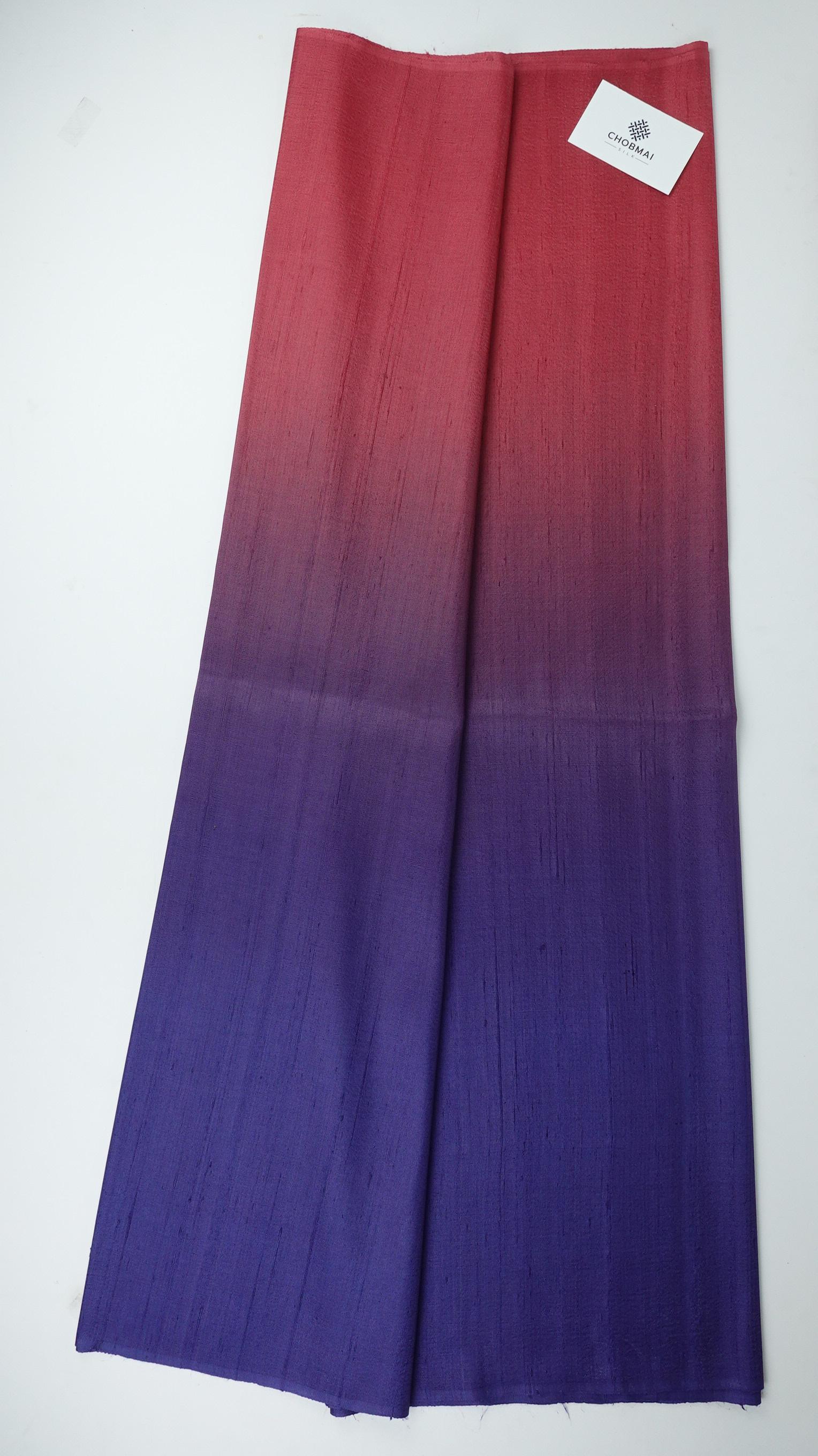 ผ้าไหมย้อมสไลด์สี ไหมบ้านทอมือ 2ตะกอ สีแดง-สีม่วง เลือกขนาด รหัส BT-TT-02246856