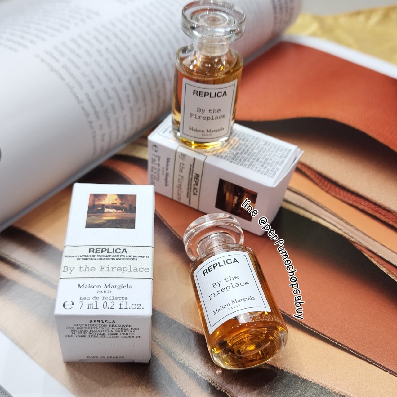 น้ำหอมจิ๋วมินิ Maison Margiela Replica By the fireplace EDT 7ml แบบแต้มมีกล่อง ( Mini Perfume น้ำหอมขนาดพกพา) น้ำหอมจิ๋วมินิ ขวดน่ารัก ตั้งโชว์ก็สวย พกพาก็สะดวก หัวแต้มตามจุดชีพจร
