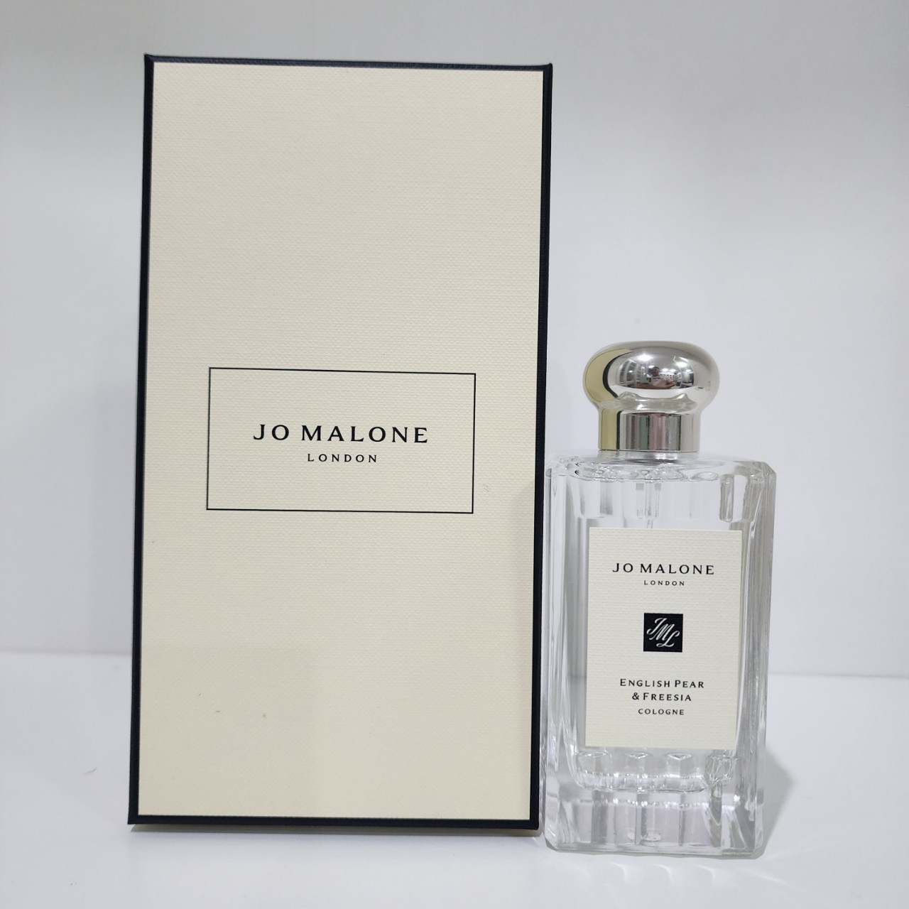 น้ำหอมแท้ Jo malone English pear & freecia 100ml ( limited wave bottle ) อปก. กล่อง โบว์