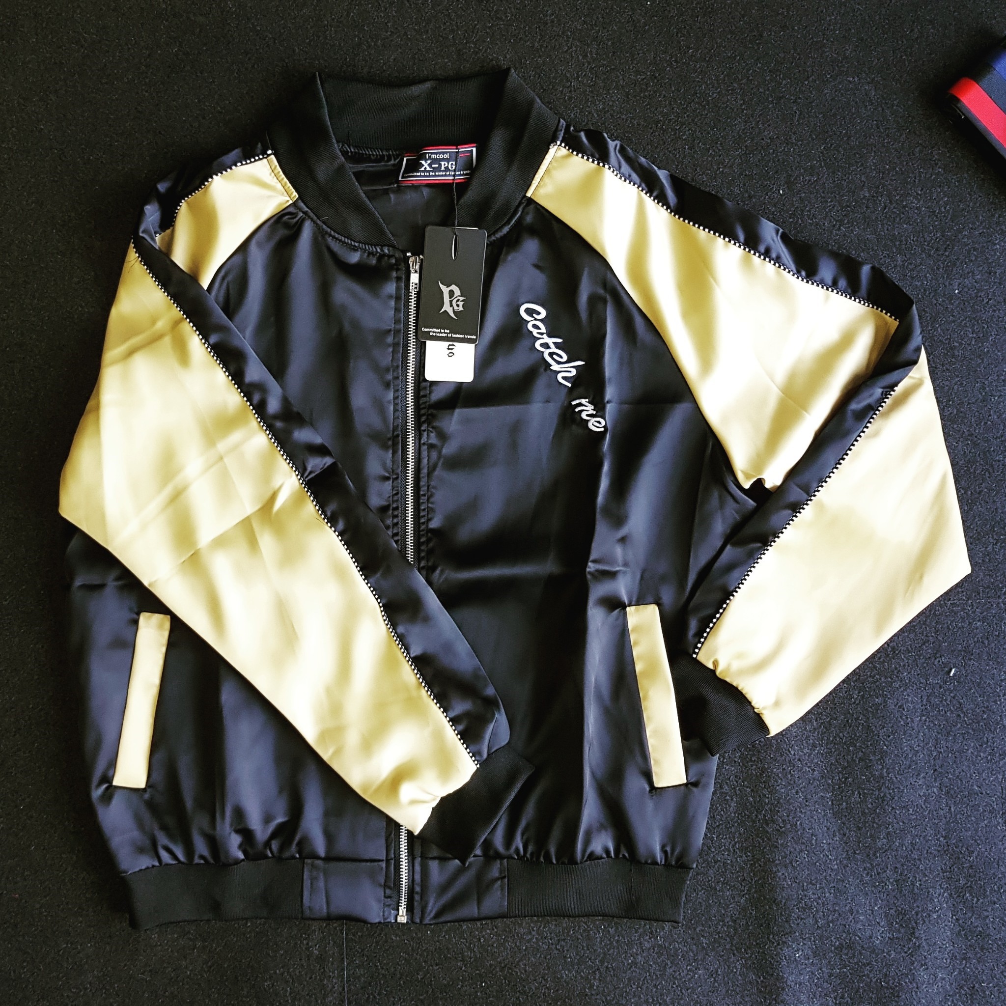 เสื้อคลุม ลายปัก