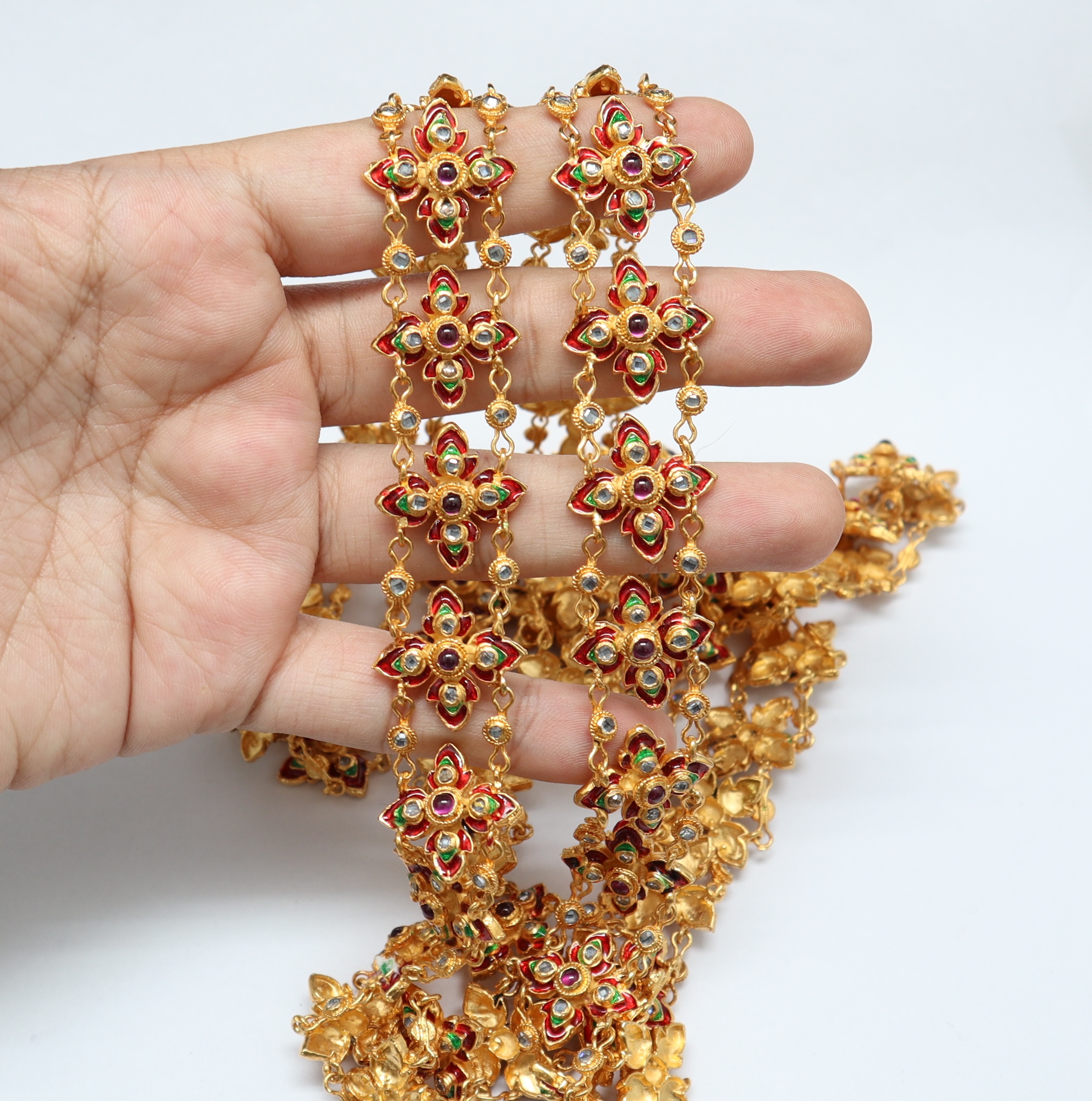 SI296 ชุดสังวาลย์พร้อมสร้อยข้อมือ สร้อยคอ ต่างหู ตัวเรือนเงินแท้ลงยา ประดับแก้ว สร้อยคอหนัก 62.2 กรัม สร้อยข้อมือ 2 เส้นหนัก 90.2 กรัม ยาว 17.5 ซม.