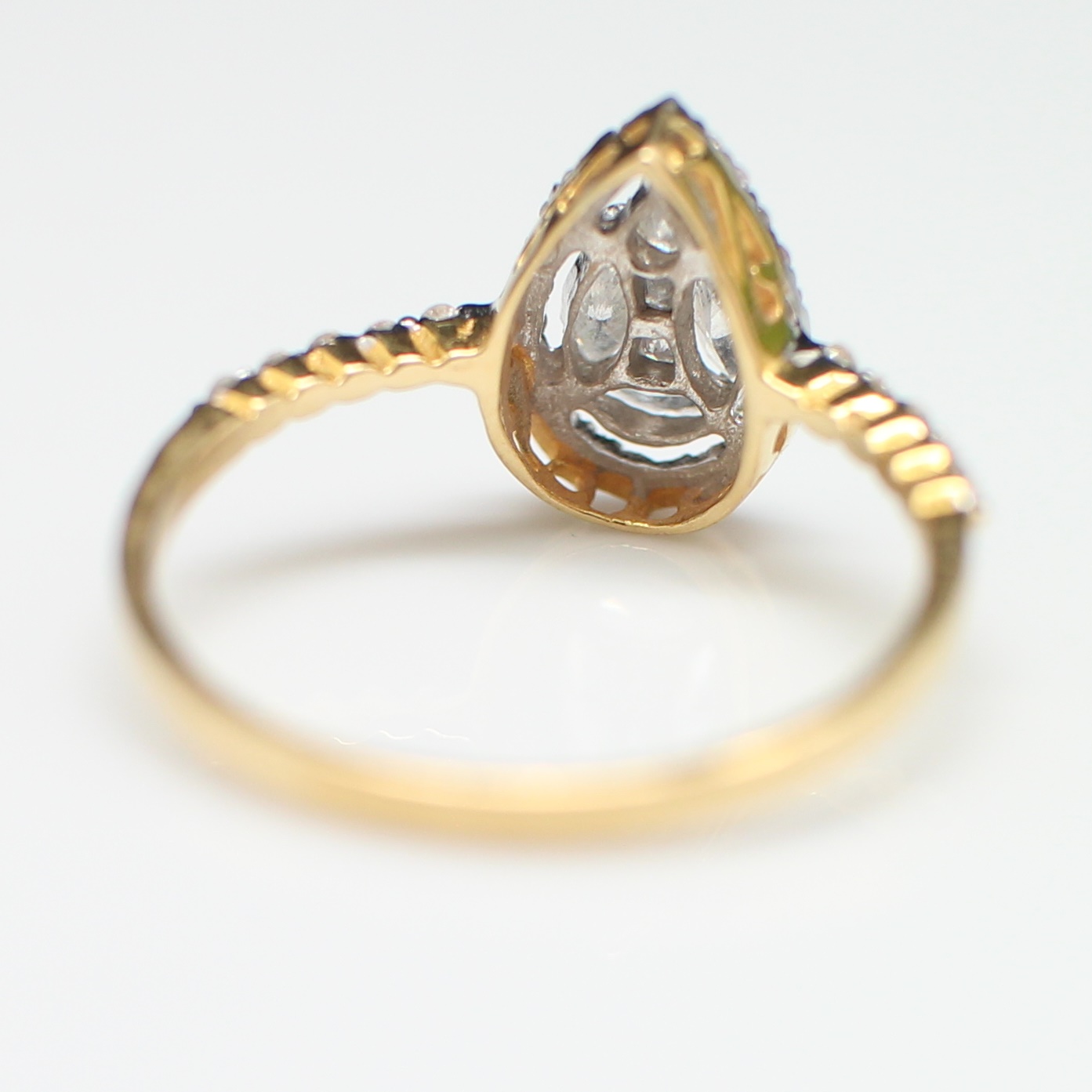 RG250251 แหวนเพชรกระจุกหยดน้ำ เพชรแท้ 0.45 กะรัต ทองแท้ 90% นน.รวม 1.7 กรัม ขนาดแหวน 53