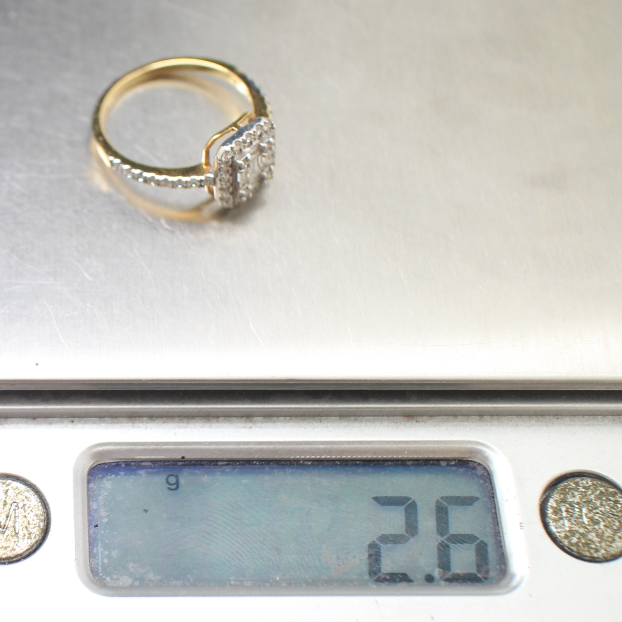 RG250307 แหวนเพชรประกบ เพชรแท้ 38 เม็ด 0.38 กะรัต และ 5 เม็ด 0.10 กะรัต ทองแท้ 18k นน.รวม 2.6 กรัม ขนาดแหวน 52