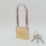 OOO กุญแจทองเหลือง ตราสามห่วง คอยาว