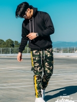 กางเกง Jogger ขาจั๊ม พรีเมี่ยม ผ้า วอร์ม รหัส WT 680 Y สีทหารเขียว แถบเหลือง