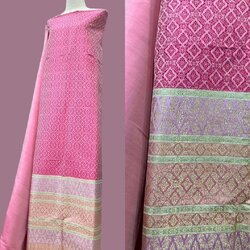 (ผ้าชุด)ไหมยกใหญ่ลำพูน (สีพื้น 2เมตร+ลาย 2.4เมตร) สีชมพู รหัส N90-AA-01206718128