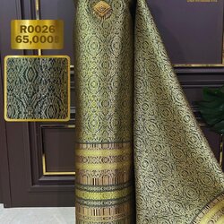 (ผ้าชุด)ผ้าไหมยกดอกลำพูน ยกดอกดิ้นทอง ขนาด 1.02x4.30เมตร ลายอินเดีย พื้นสีเขียว รหัส N90-29-R0026