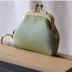 กระเป๋าสตางค์ ใส่เหรียญ ขนาด 7x7x2.5cm. สีเขียวหม่น GL-CT-103468