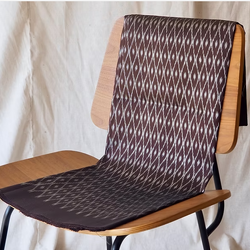 ซิ่น ผ้าไหมมัดหมี่ ไหมบ้าน ขนาด 1x2หลา พื้นสีน้ำตาล รหัส CISP-CT-0612685