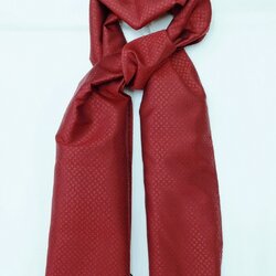 ผ้าพันคอผ้าไหม สไบ ผ้าพันคอไหม สีพื้น ผืนเล็ก ขนาด 32x140cm สีแดง รหัส ZYA-068