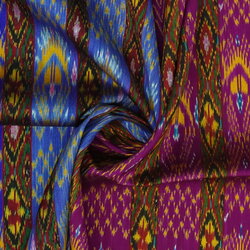 ซิ่น ผ้าไหมมัดหมี่ 3ตะกอ ขนาด 1x2เมตร พื้นคละสีคละลาย ลายน้ำไหล รหัส R2Q-ME-066-121967153