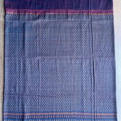 ซิ่น ผ้าซิ่นพระตะบอง สีธรรมชาติ ผ้าจาม 3ตะกอ ขนาด 113x175ซม. พื้นสีน้ำเงิน รหัส N9-SIL-F15