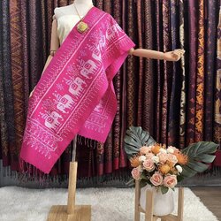ผ้าพันคอไหม ผ้าไหมทอยกดอก 5ตะกอ ขนาด 35x190ซม.ลายช้าง มีหน้านางชายครุย พื้นสีชมพู L4E-PS-042467173719