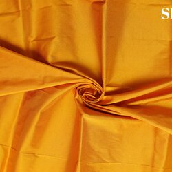 ผ้าไหมสีพื้น เนื้อเรียบ ไหมแท้ 2เส้น สีราชนิยม ตัดขายเป็นหลา รหัส C-NY-SKU-19376