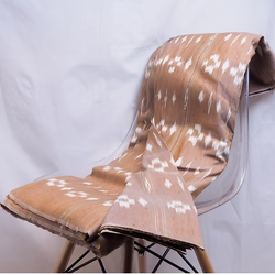 ซิ่น ผ้าไหมมัดหมี่ ผ้าไหมพื้นเมือง พื้นสีน้ำตาลอ่อน เลือกตามขนาด รหัส CISP-CT-100476