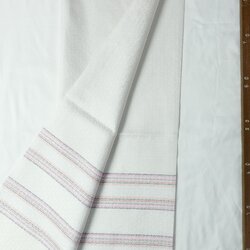 ซิ่น ผ้าไหม ยกดอกมีเชิง ผ้าไหมแท้ ตรานกยูงพระราชทาน ขนาด 1x2หลา สีขาว รหัส B7-NY-ST-01246805