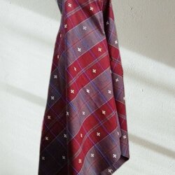 ผ้าไหมโสร่ง ผ้าโสร่งจกดาว ขนาด 1x2เมตร ทอเนื้อไหมบ้านเนื้อแน่นทอหนา สีแดง รหัส R1B-NY0509661