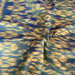 ผ้าไหมมัดหมี่ เนื้อไหมบ้าน ไหมแท้ทอมือ 3ตะกอ ขนาด 1x2เมตร พื้นสีน้ำเงิน รหัส R2Q-148-1126680