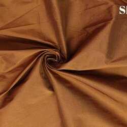 ผ้าไหมสีพื้น เนื้อเรียบ ไหมแท้ 2เส้น สีแก่นบวร ตัดขายเป็นหลา รหัส C-NY-SKU-19287