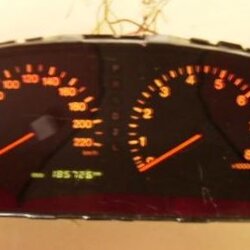 CD วงจรเรือนไมล์ TOYOTA ไมล์เข็มหน้ามืด 220 3ปลั๊ก