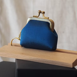 กระเป๋าสตางค์ ใส่เหรียญ ขนาด 7x7x2.5cm. สีน้ำเงิน GL-CT-103456