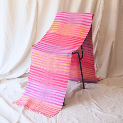 ผ้าพันคอไหม มัดหมี่ลายลูกแก้ว ขนาด 44x230ซม. สีชมพู รหัส ZYF-CT-103170