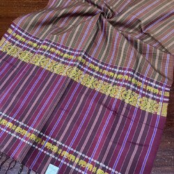 ผ้าขาวม้า ไหมแท้ ยกขิดดิ้นลายช้าง มีชายครุย ขนาด 65X200ซม. รหัส R4E-NY-2