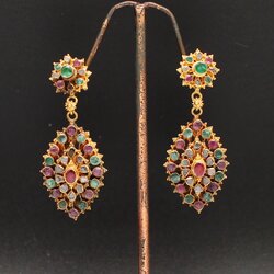 ER25379 ต่างหูสามสีตุ้งติ้ง ทับทิม มรกต เพชรซีก ทองแท้ 90% นน.รวม 10.6 กรัม