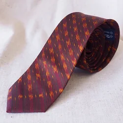 เนคไทผ้าไหม มัดหมี่ ขนาดกว้าง 2.5นิ้ว สีแดงเม็ดมะขาม ND-CT-102502